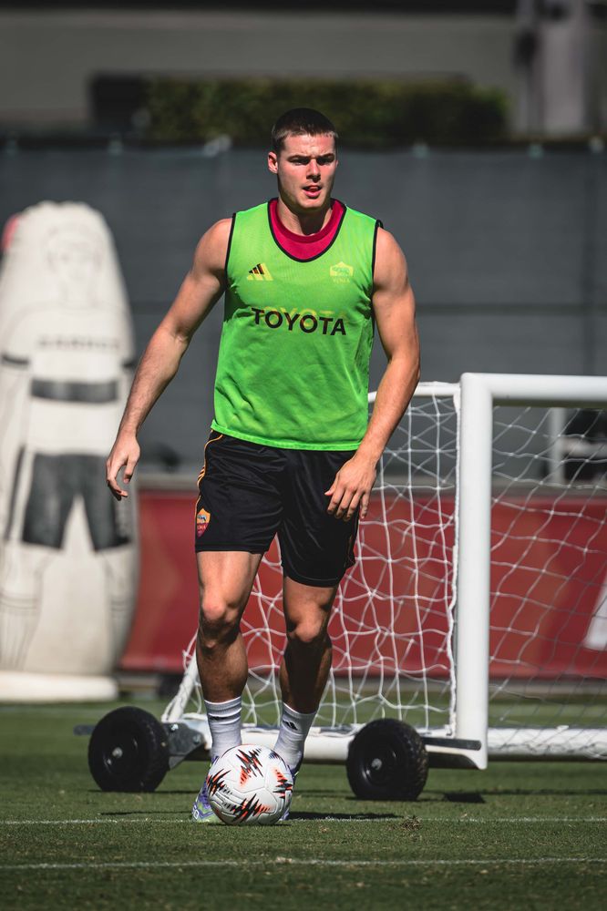 As Roma Gallery Image - Allenamento