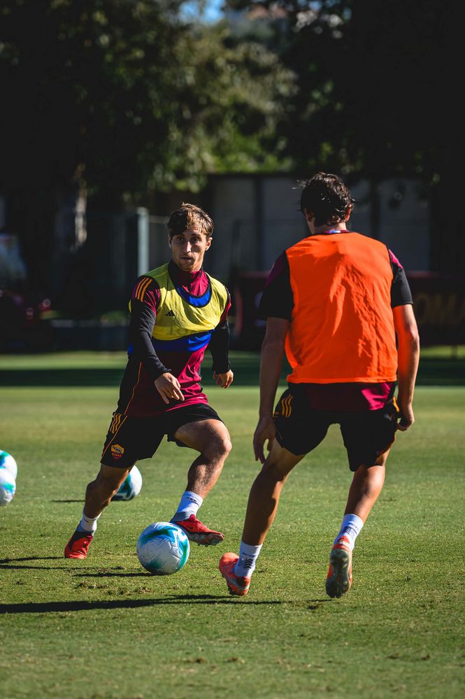 As Roma Gallery Image - Gallery: l'allenamento dell'8 ottobre