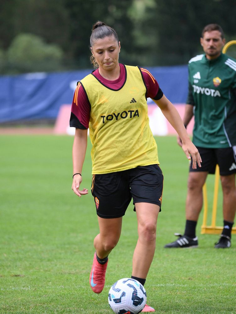 As Roma Gallery Image - Femminile