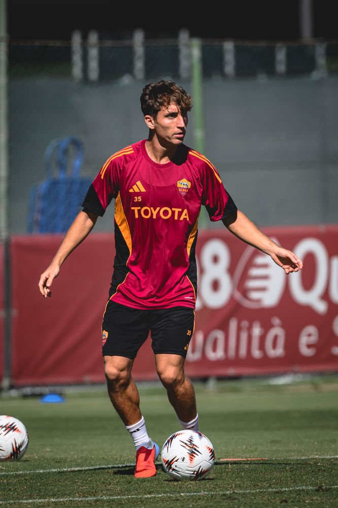 As Roma Gallery Image - Allenamento